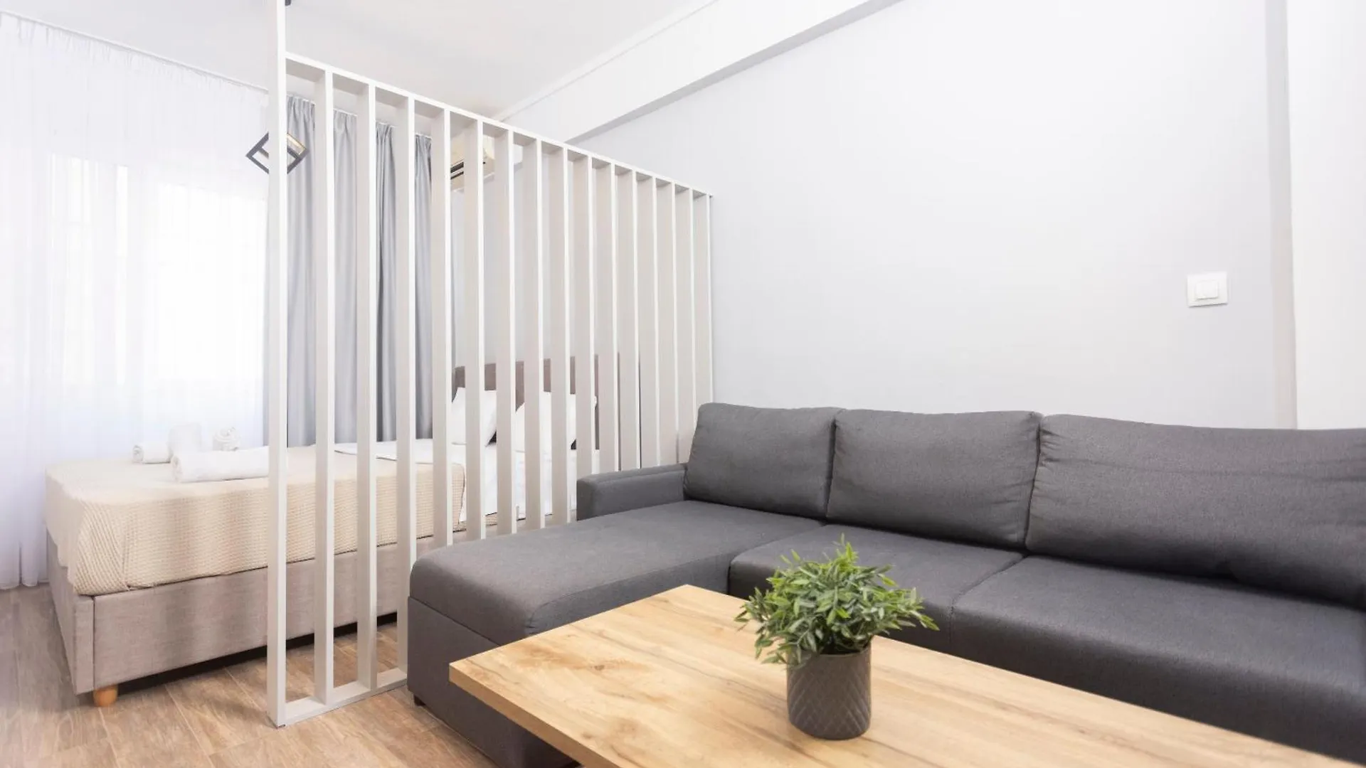Downtown Seaside Studios Thessaloniki Apartment