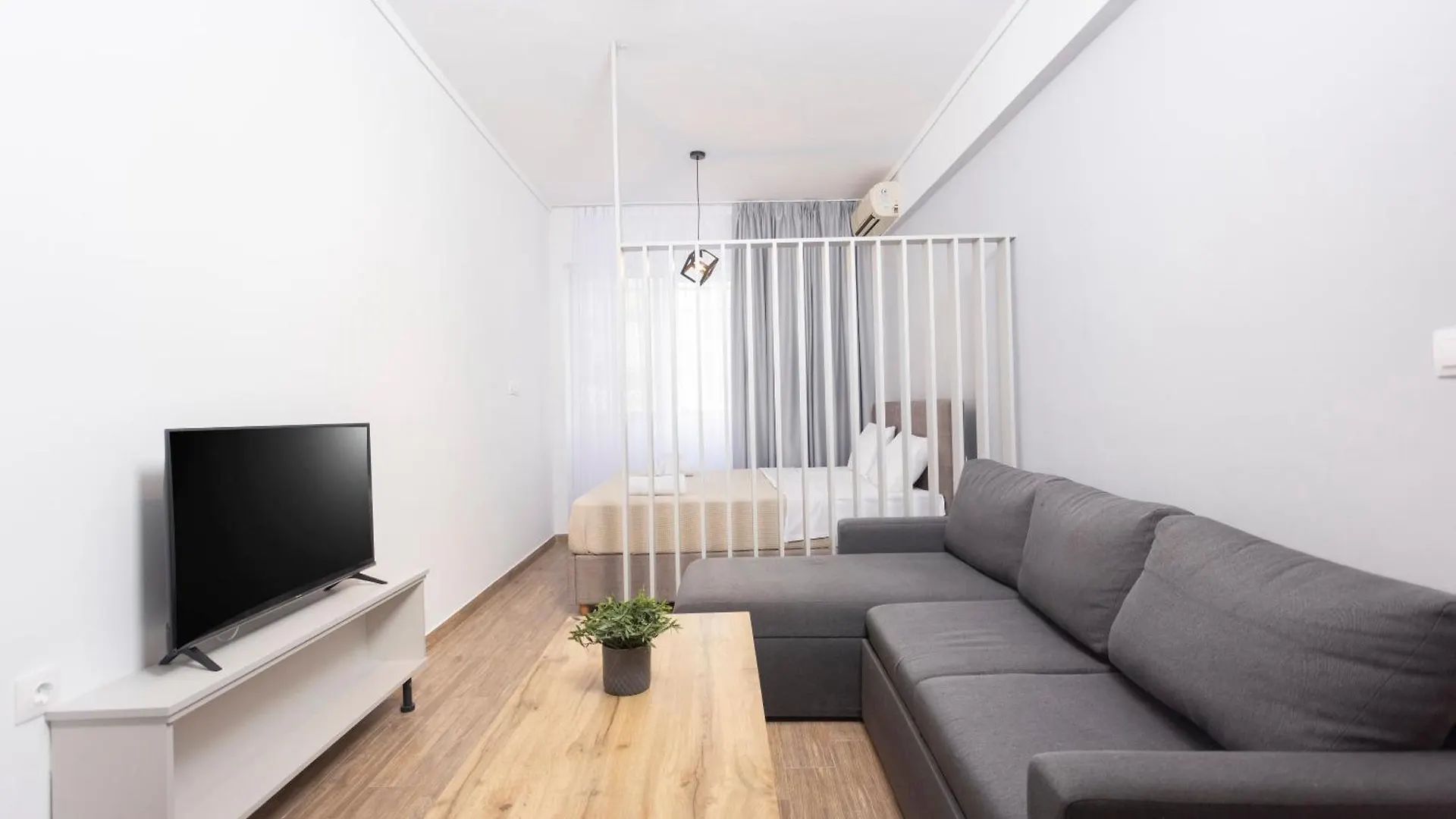 Apartment Downtown Seaside Studios Thessaloniki Greece