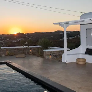 https://little-villa-amid-super-paradise-jackieo-mykonos.hotels-in-mykonosisland.net